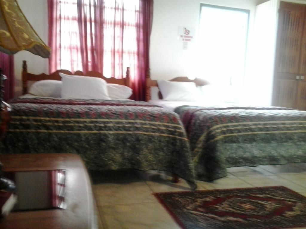Top Ranking Hill View Guesthouse Speyside Экстерьер фото